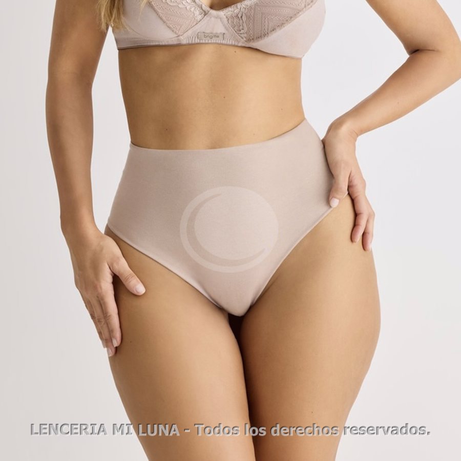 BRIGITTE Bombacha modeladora tiro alto de algodón & lycra doble.