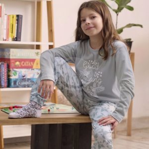 MK 4246 - CONJUNTO INFANTIL MANGA LARGA DE JERSEY DE ALGODÓN COMBINADO CON PANTALÓN ESTAMPADO