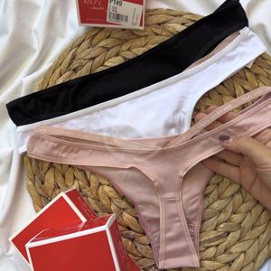 K.Intimates Pack x 3 cola less de algodón con elástico personalizado.